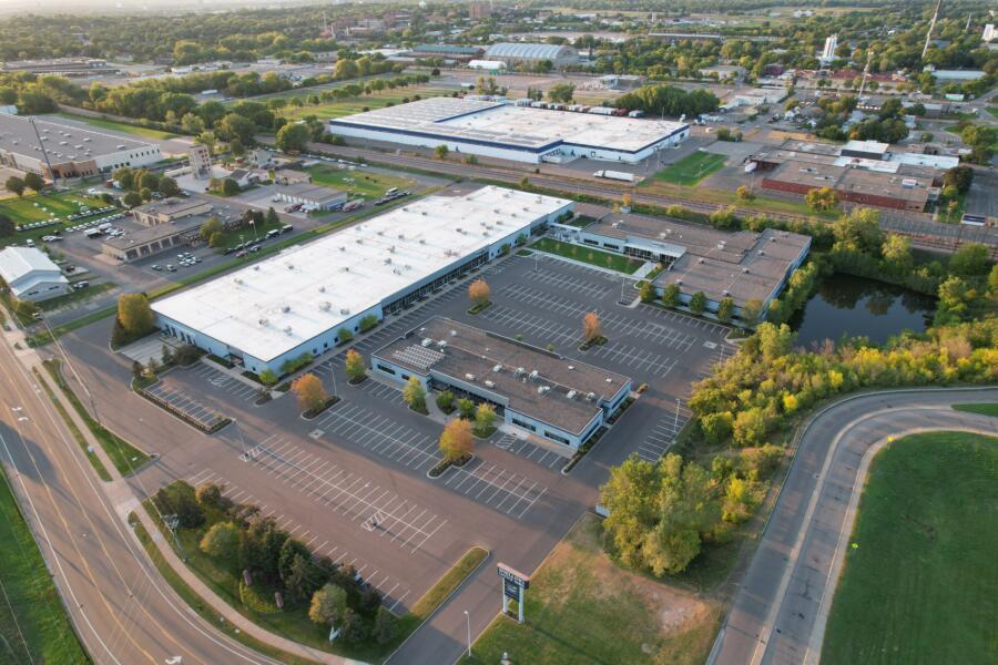 Snelling Office Plaza