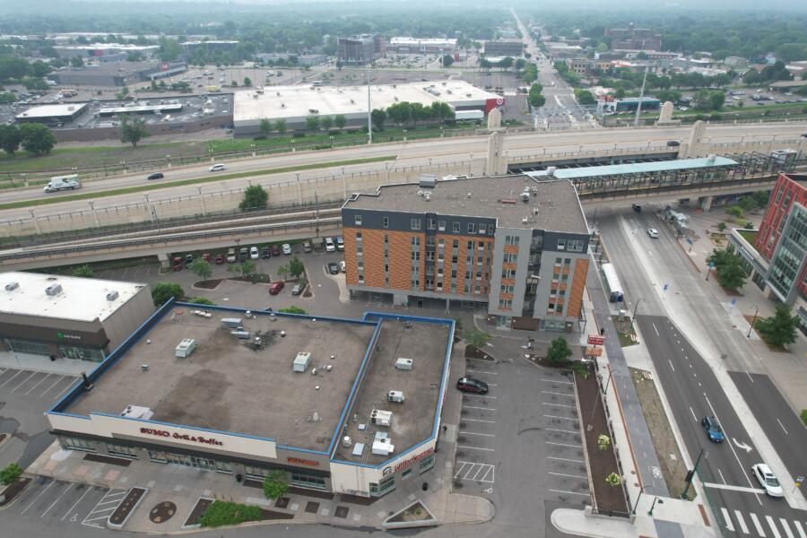 Hi-Lake Shopping Center